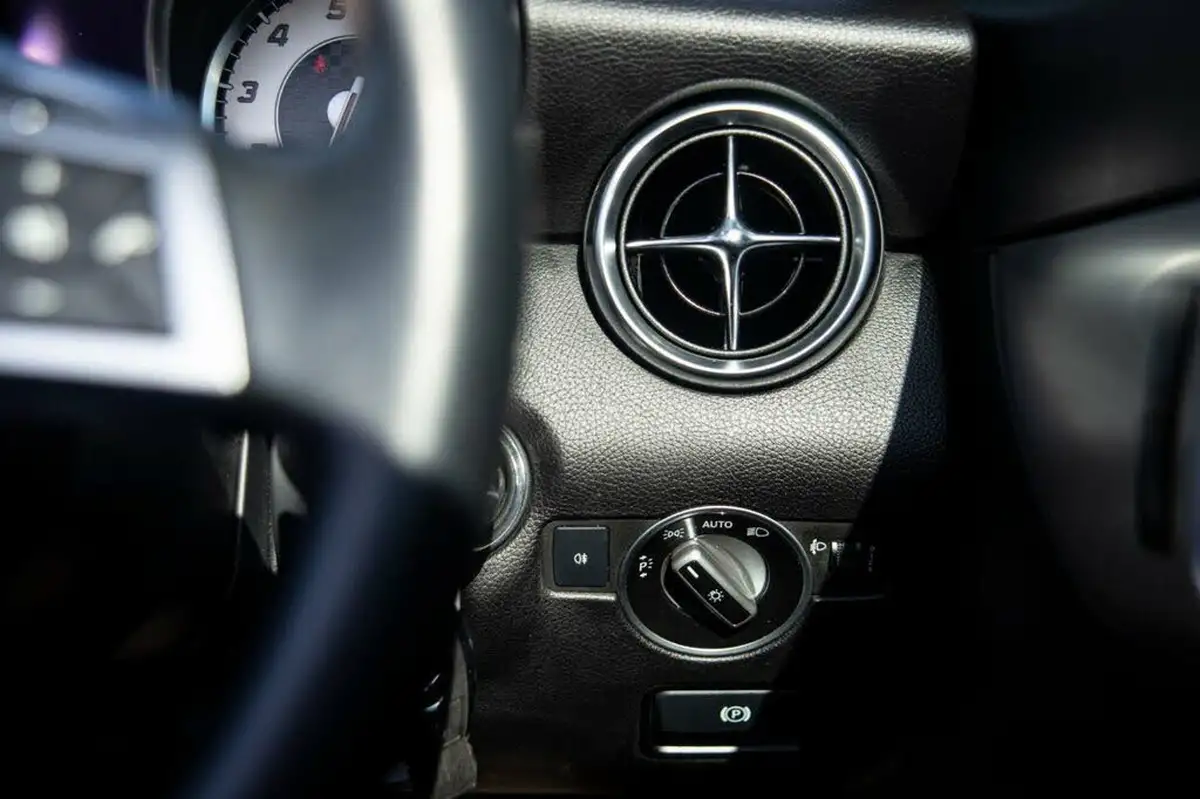 2014-mercedes-benz-slk-35-slk350-amg-sport-blue-f-big-15