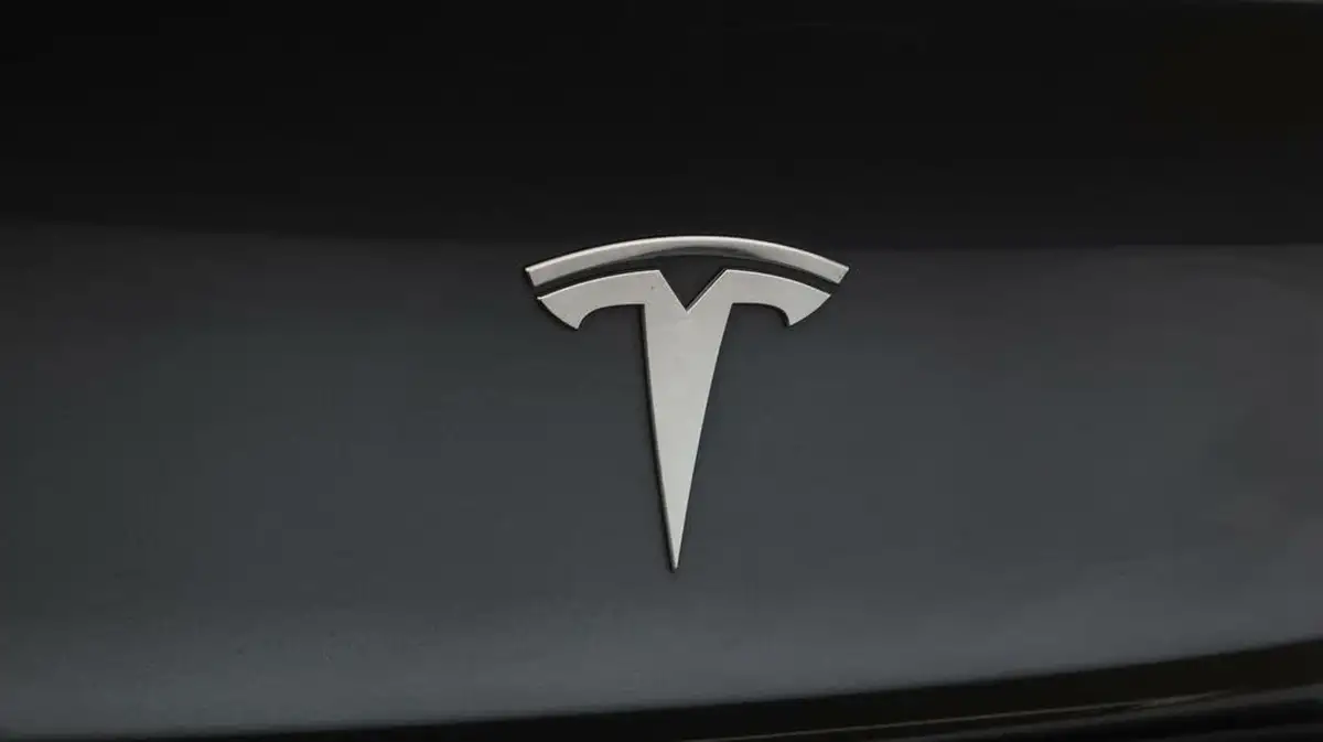 2021-tesla-model-3-e-long-range-4x4-big-20