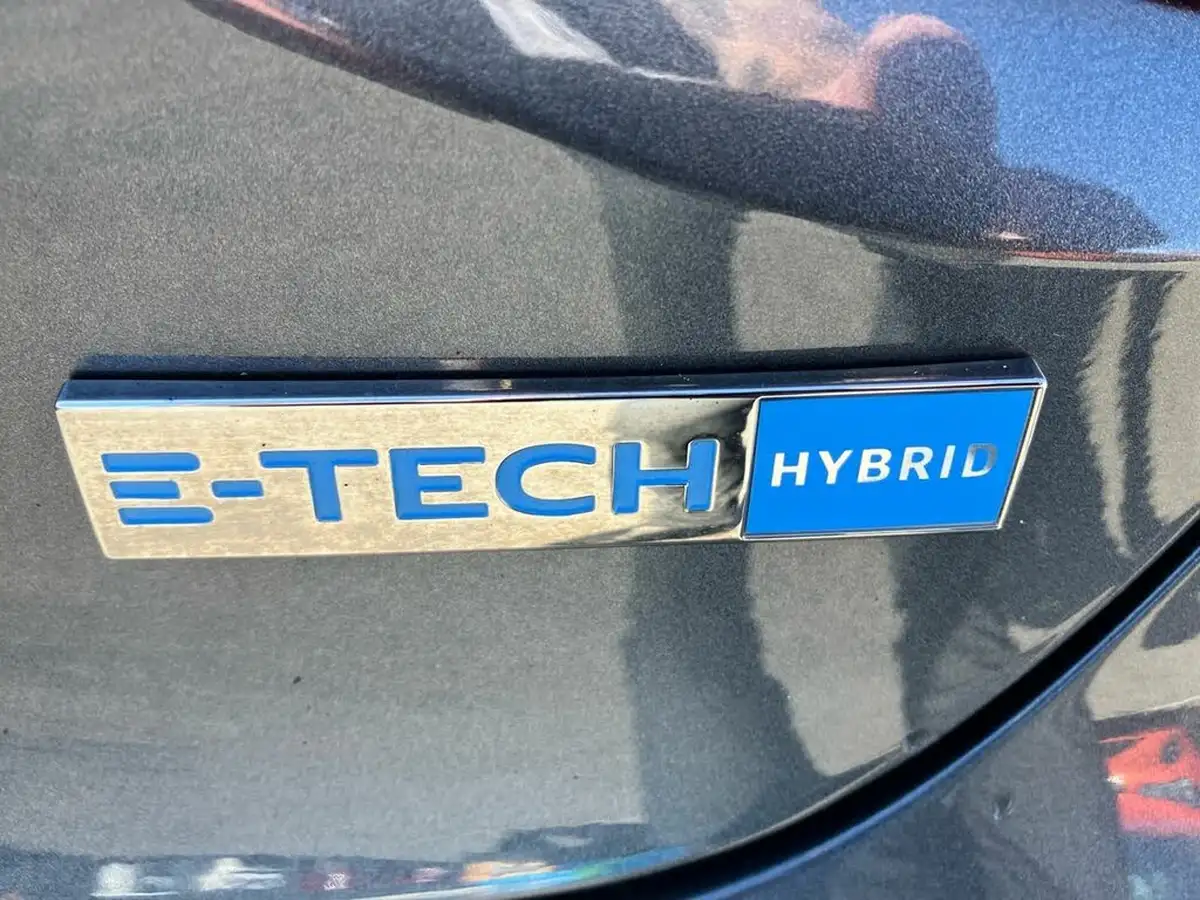 2022-renault-clio-16-techno-big-20