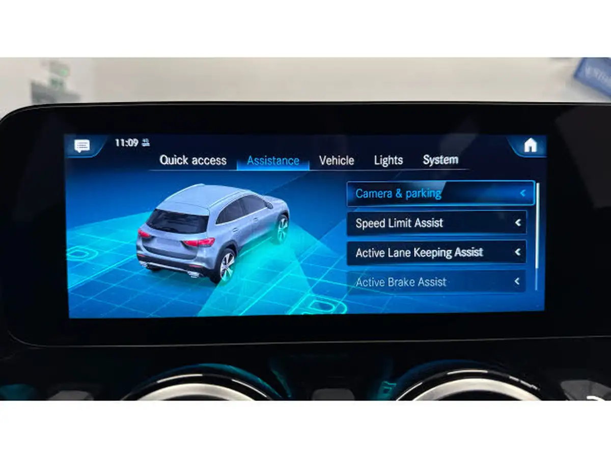 2023-mercedes-benz-gla-class-13-gla-200-sport-executive-station-wagon-big-42
