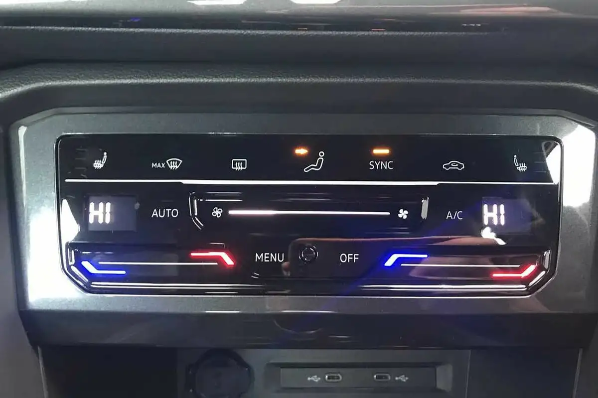 2023-seat-tarraco-15-ecotsi-fr-sport-dsg-big-15