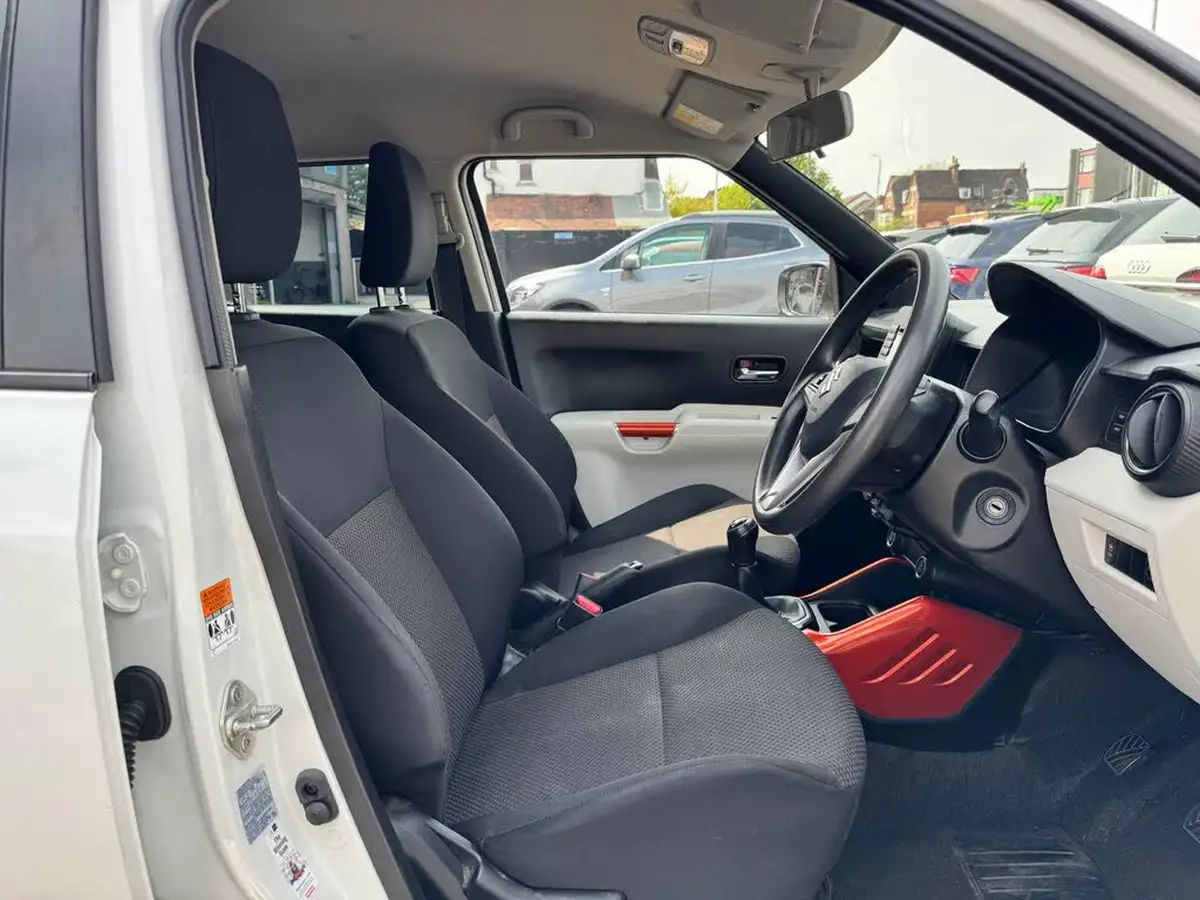 2018-suzuki-ignis-12-dualjet-sz3-big-12