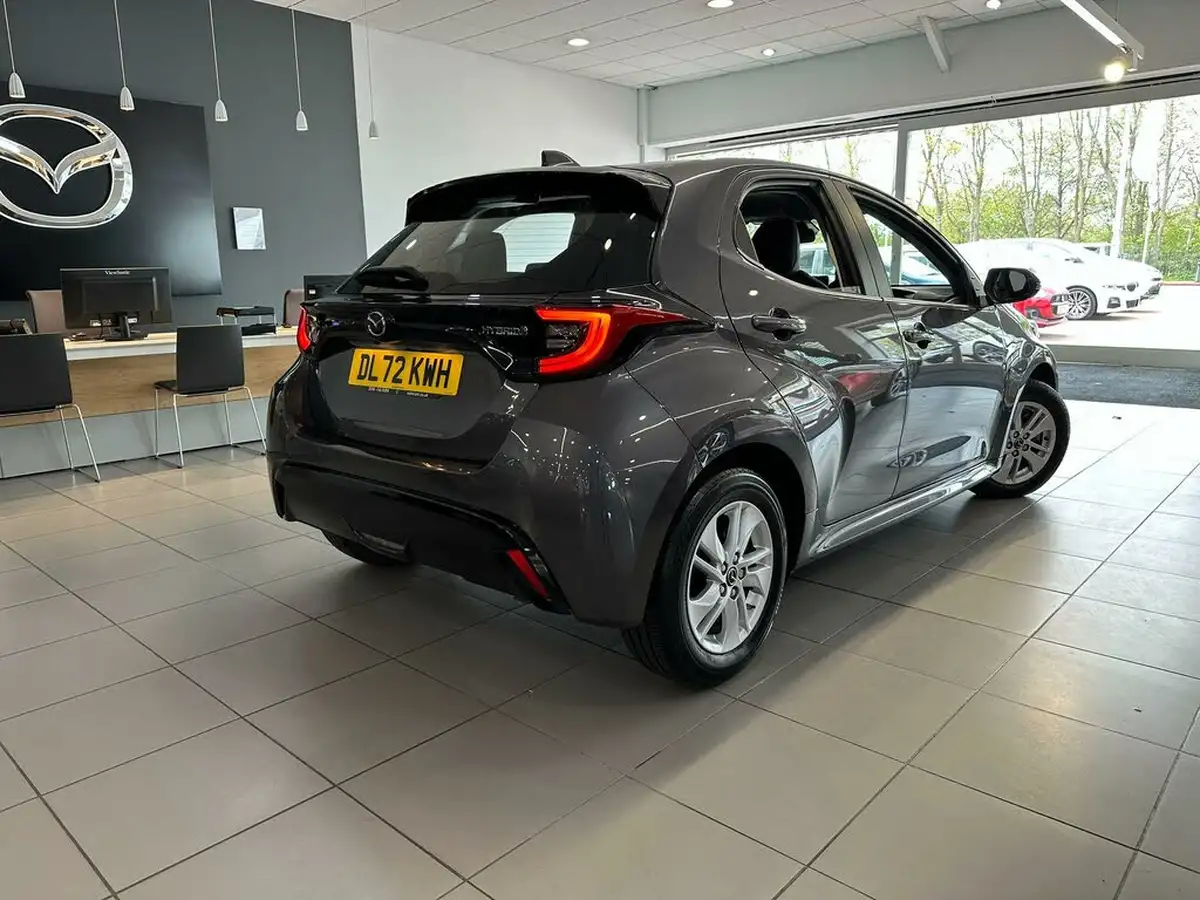 2023-mazda-mazda2-15-agile-big-5