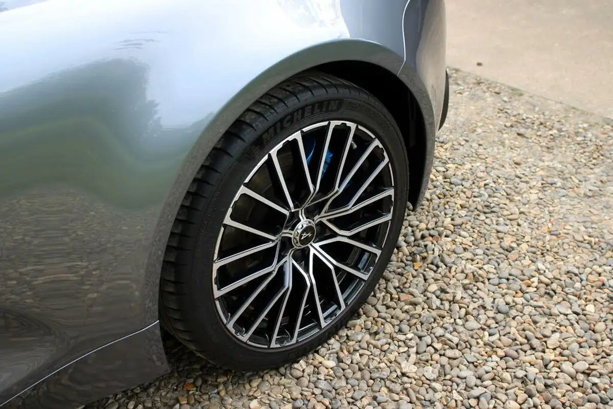 2022-alpine-a110-18-t-gt-big-14