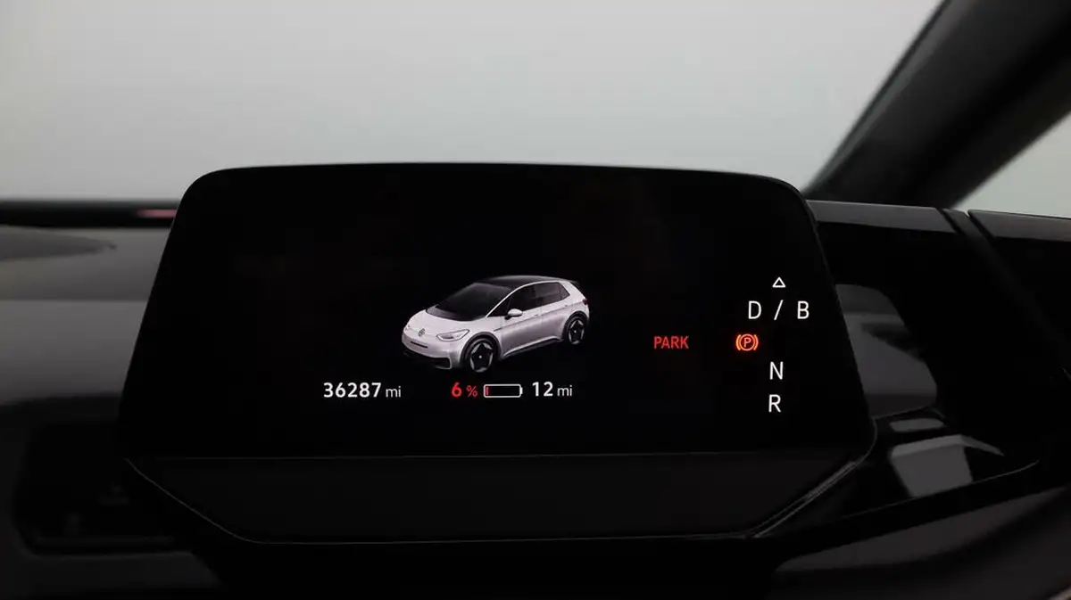2021-volkswagen-id3-e-life-204ps-58kwh-pro-performance-big-10