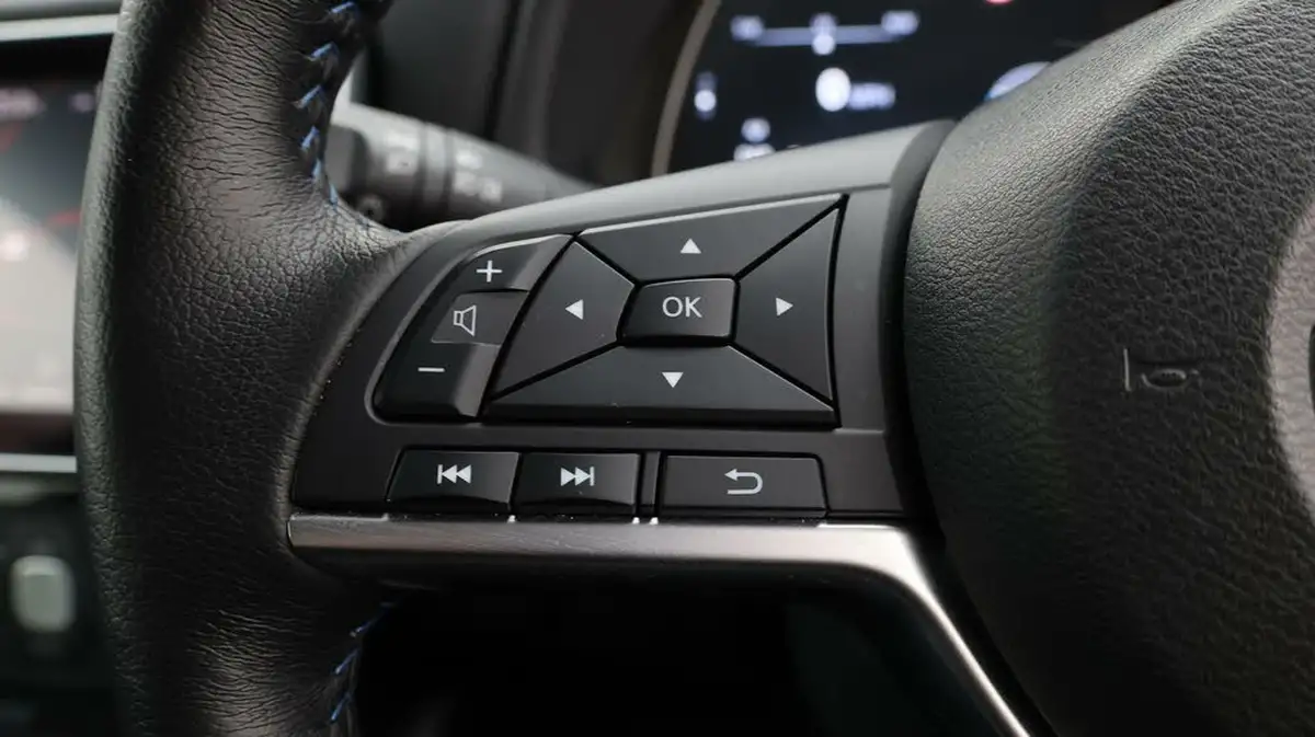 2022-nissan-leaf-e-n-connecta-39kwh-big-23