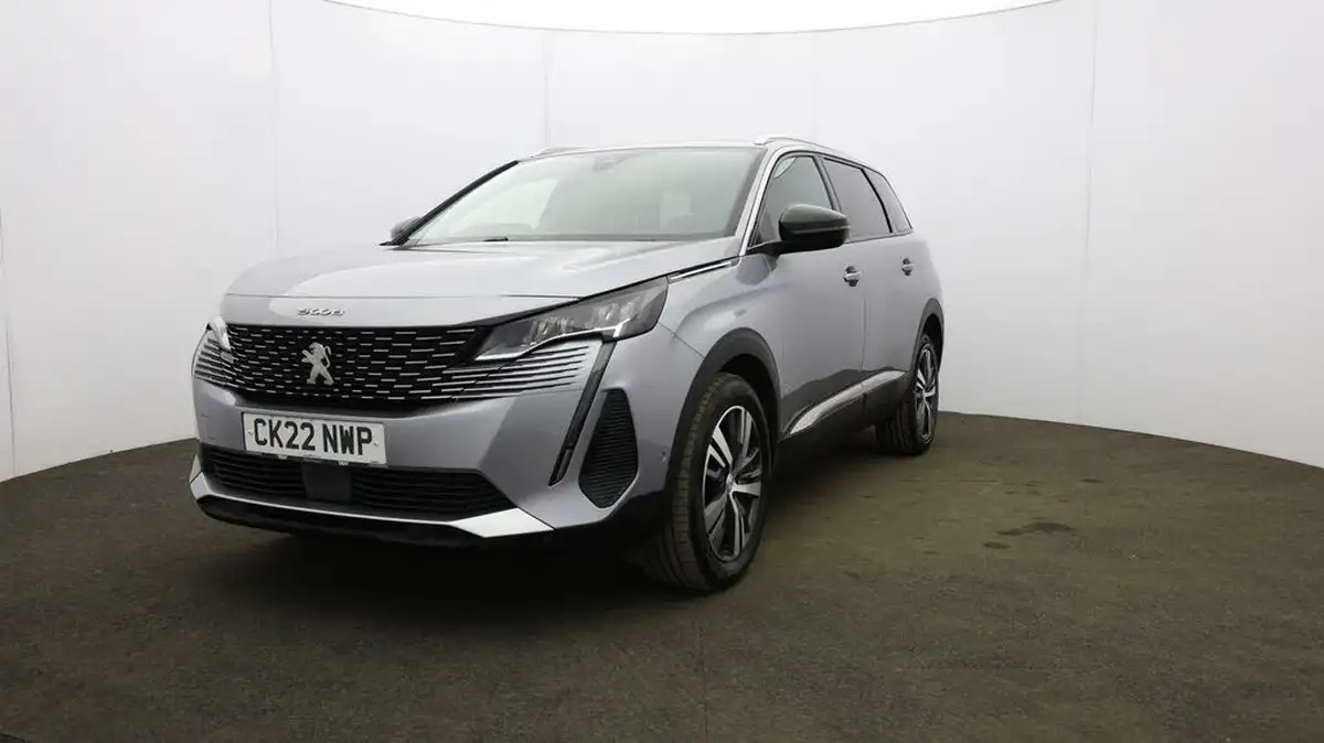 2022-peugeot-5008-suv-12-puretech-allure-premium-big-32