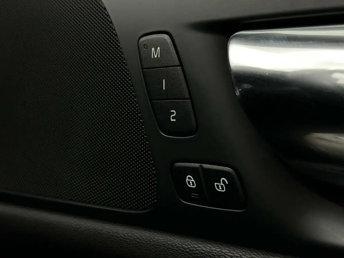 2018-volvo-v60-20td-d3-inscription-big-15