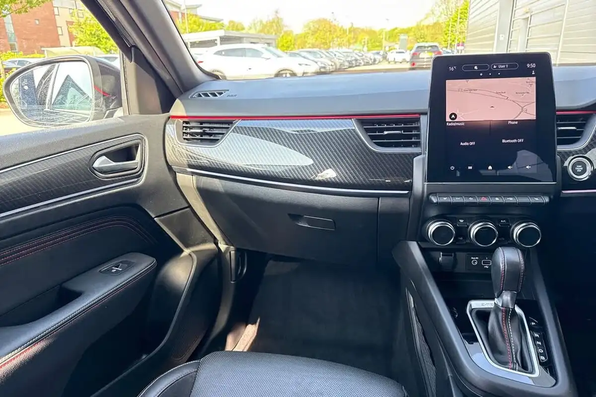 2021-renault-arkana-16-rs-line-big-19