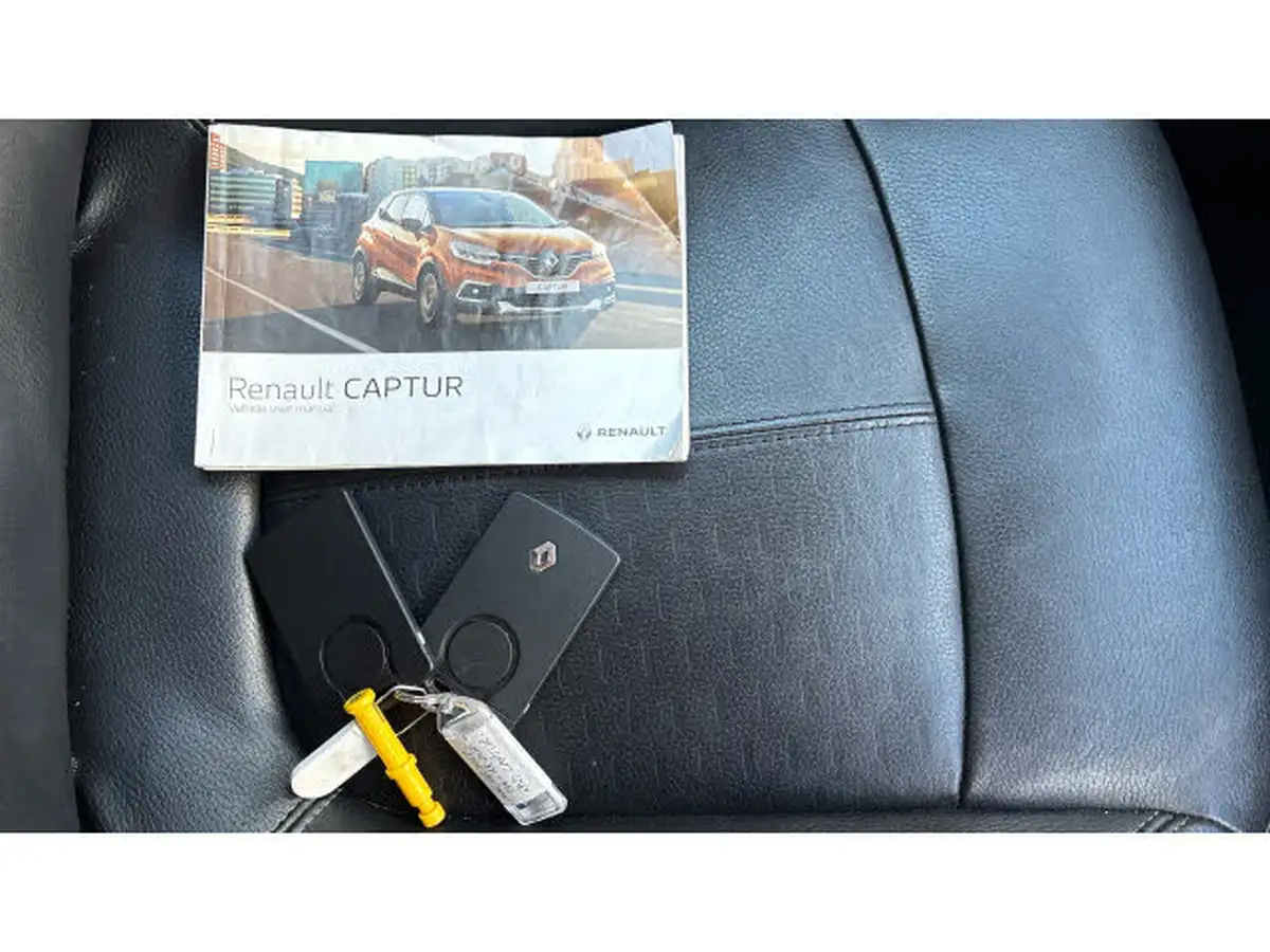 2018-renault-captur-09-tce-gt-line-big-18