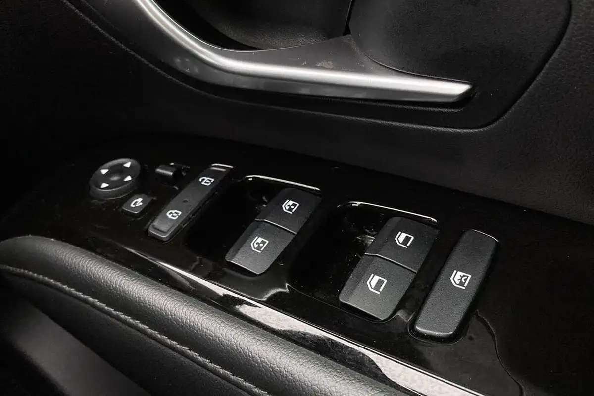 2021-hyundai-tucson-16-t-gdi-se-connect-150ps-48-volt-mhev-big-32