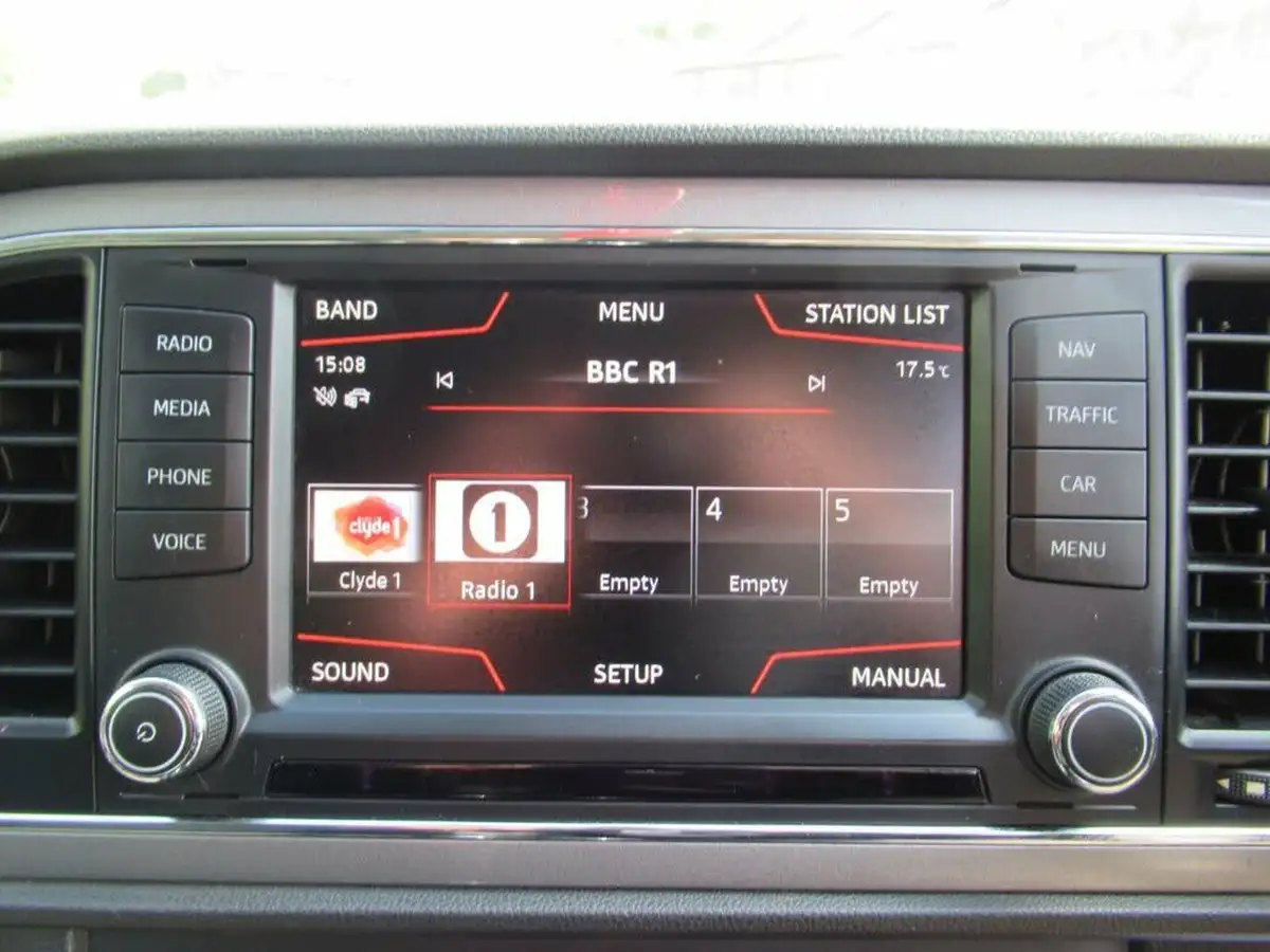 2016-seat-leon-20tdi-fr-tech-pack-150ps-sportcoupe-3d-big-21