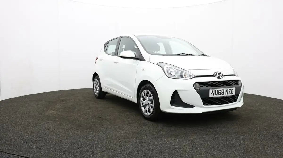 2018-hyundai-i10-10-se-67ps-big-40