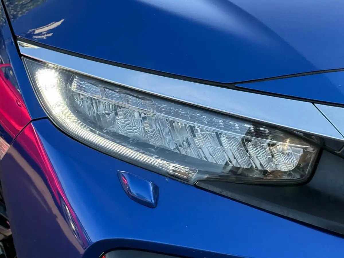 2018-honda-civic-15-vtec-turbo-prestige-ss-big-16