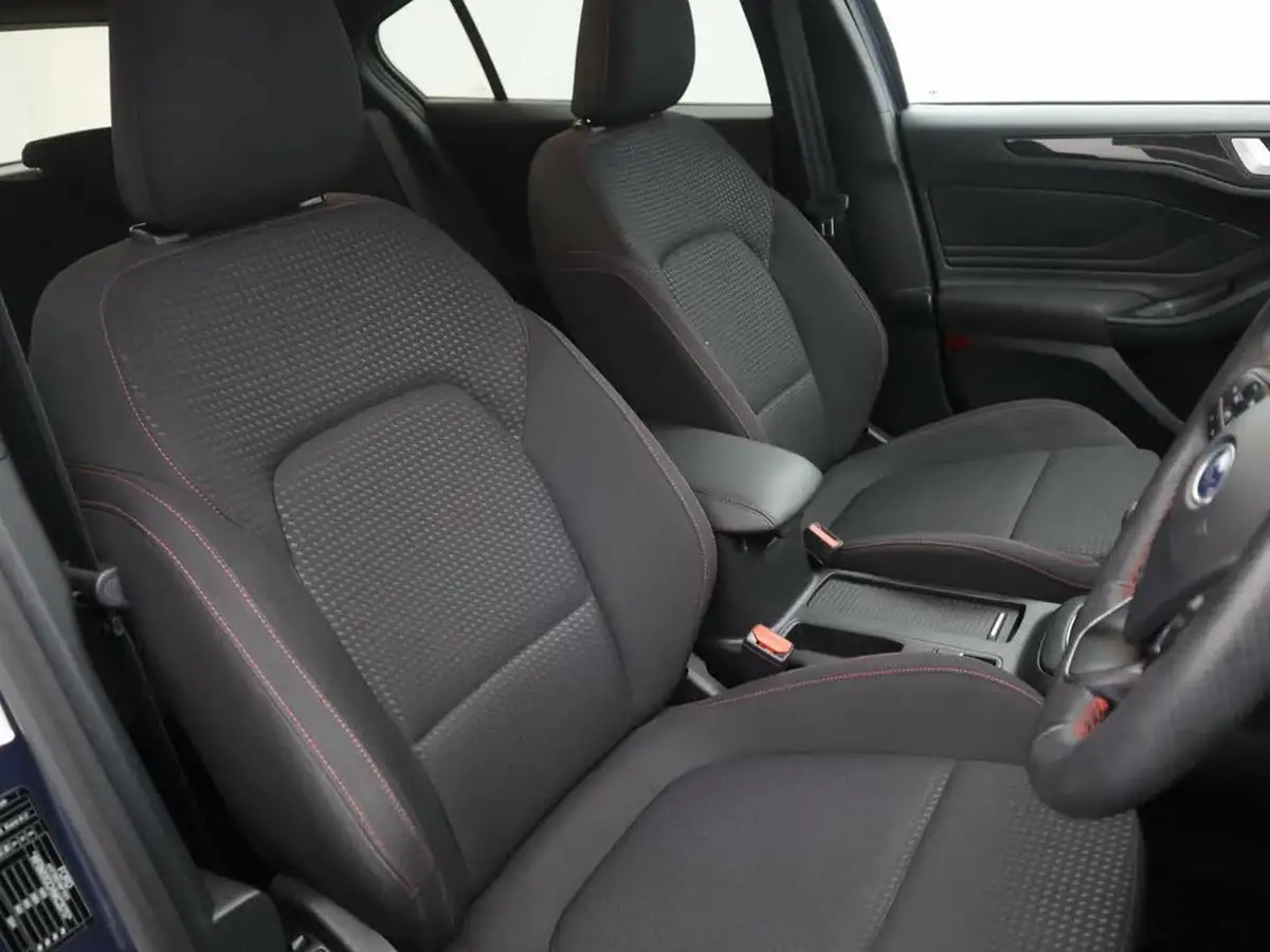 2019-ford-focus-10t-st-line-ss-hatchback-big-7