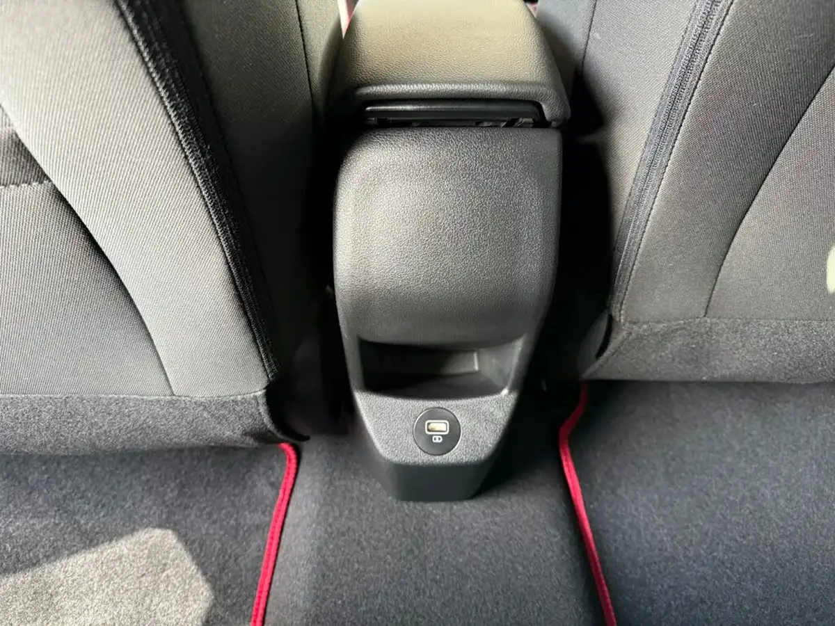 2023-hyundai-i20-10-t-gdi-n-line-eclutch-imt-big-50