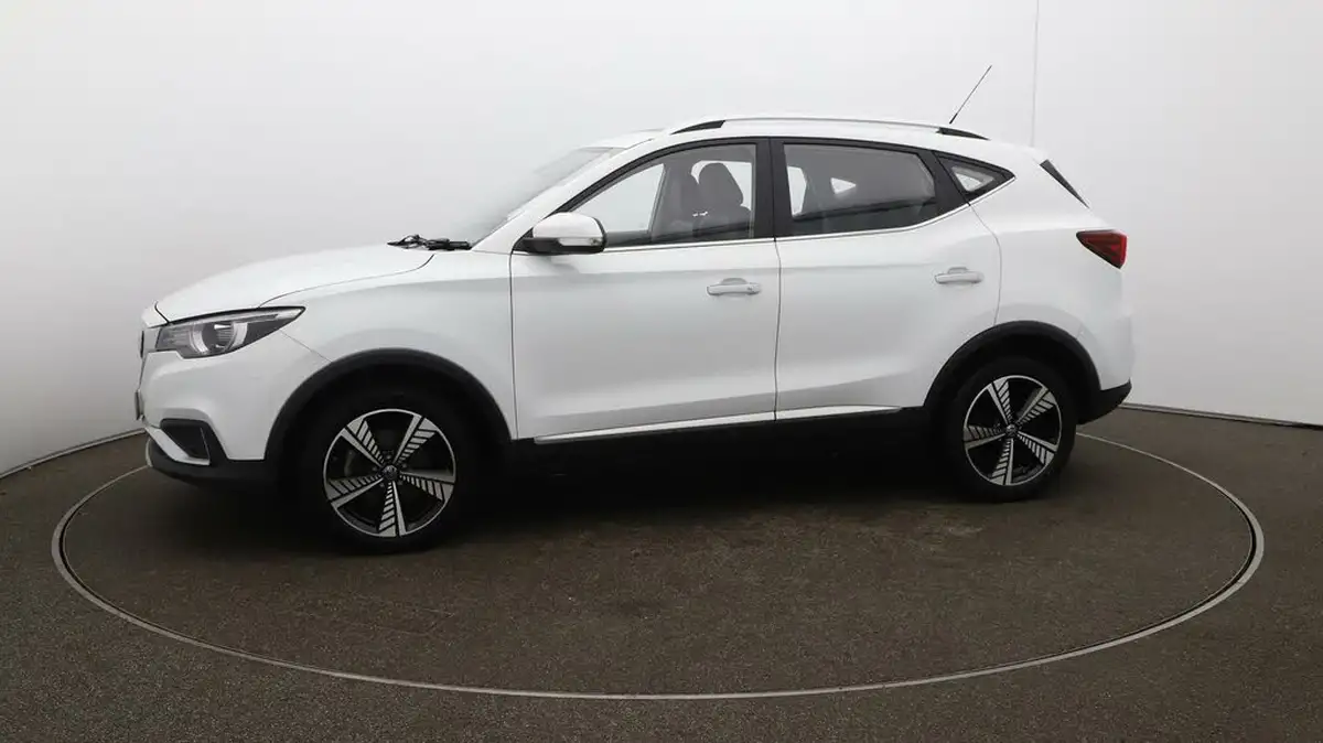 2021-mg-zs-suv-e-exclusive-ev-big-59