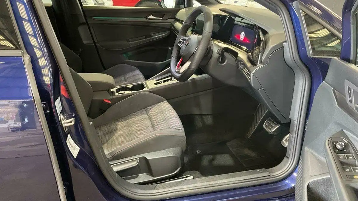 2022-volkswagen-golf-20-tsi-gti-dsg-big-6