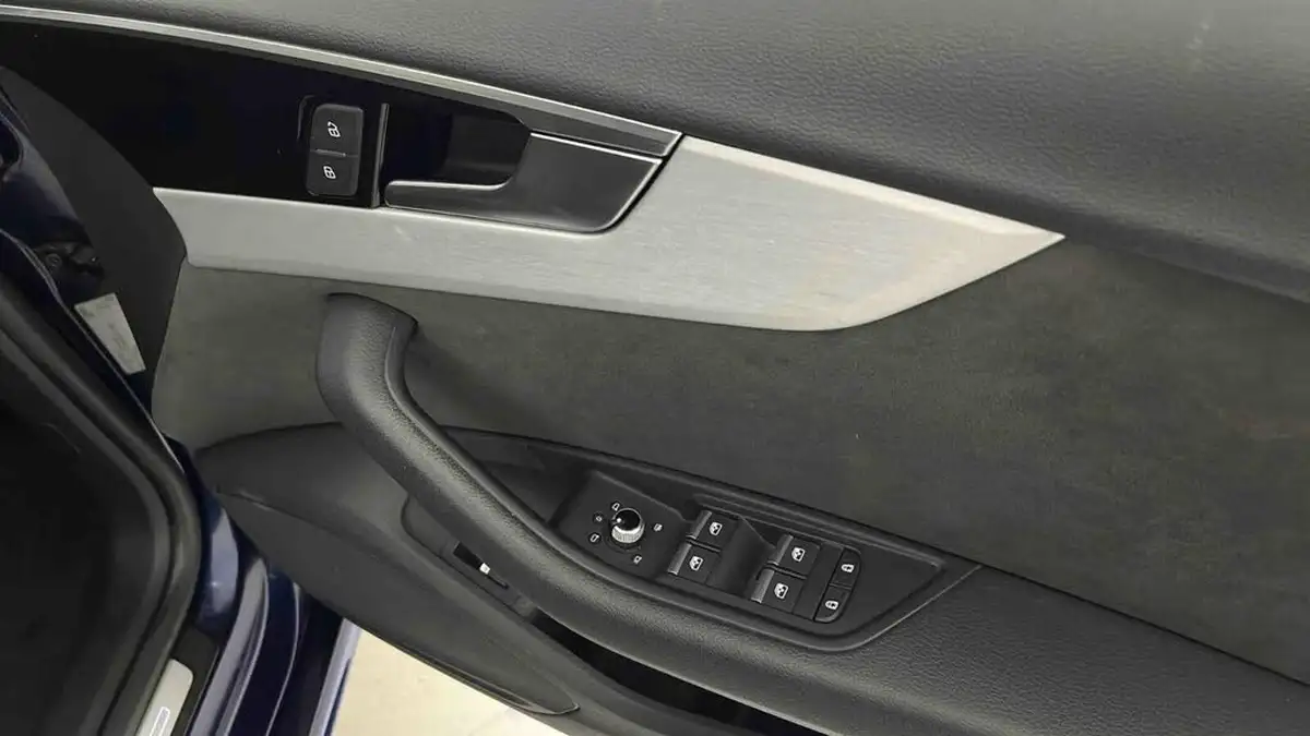 2021-audi-a5-20-35-tdi-s-line-sportback-5d-big-32