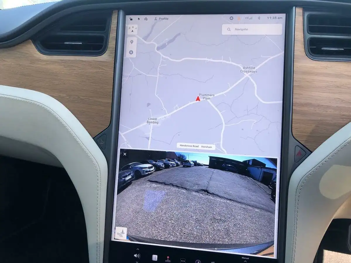 2020-tesla-model-s-e-long-range-big-11