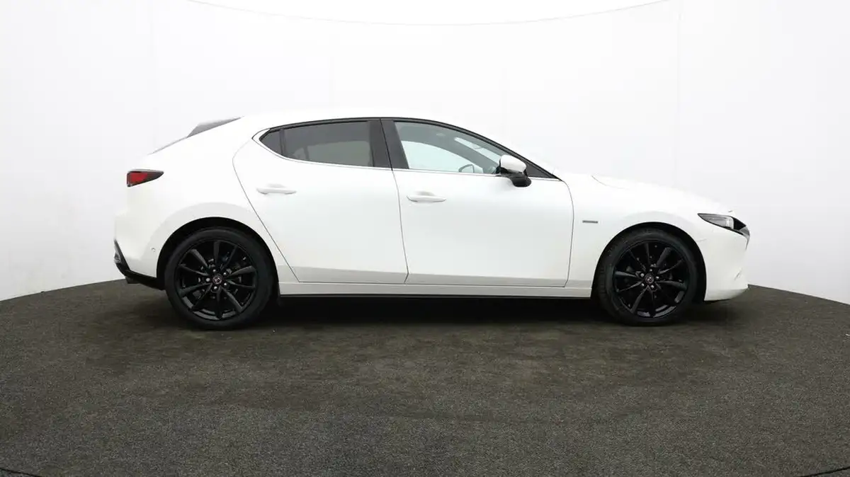 2021-mazda-mazda3-20-100th-anniversary-edition-big-30