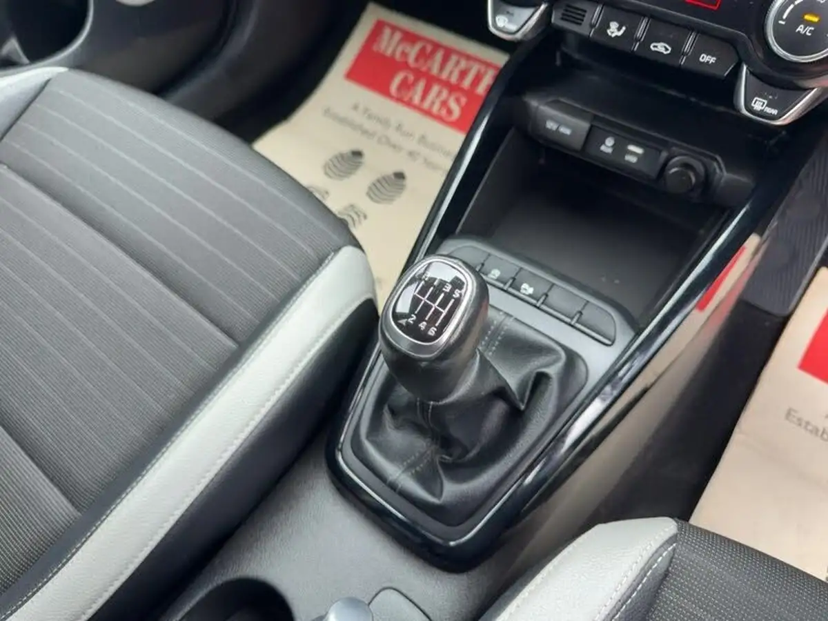 2020-kia-stonic-10-t-gdi-3-big-36