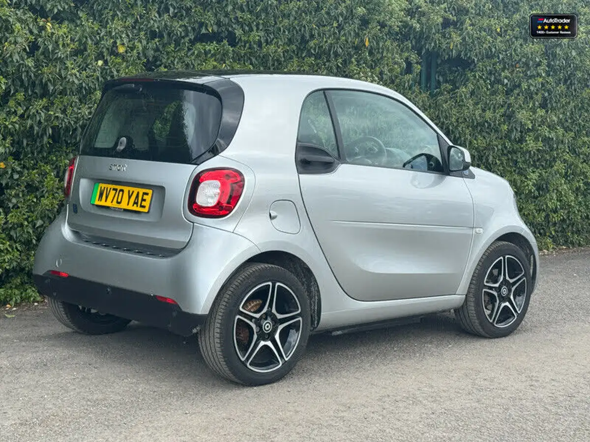 2020-smart-fortwo-eq-pulse-premium-coupe-big-2