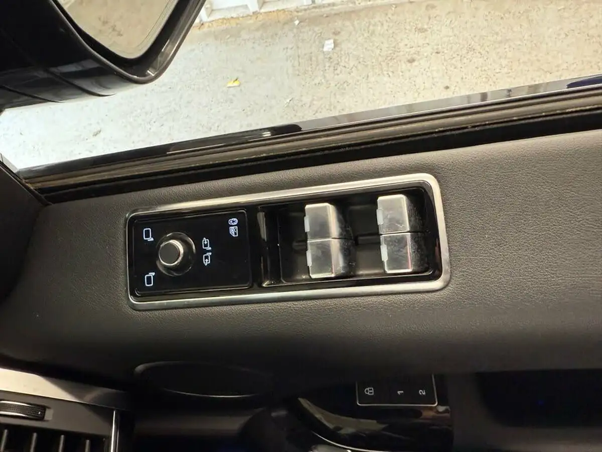 2021-land-rover-range-rover-sport-20-p400e-hse-silver-big-16