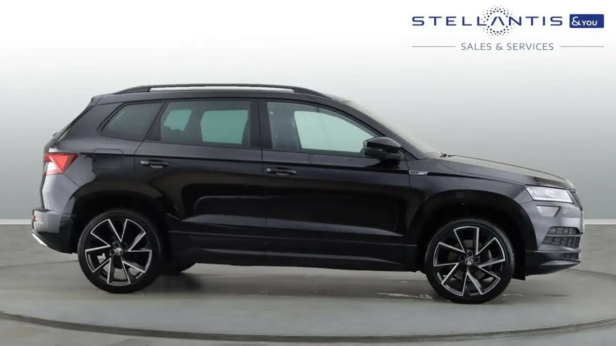 2022-skoda-karoq-15-tsi-sportline-big-3