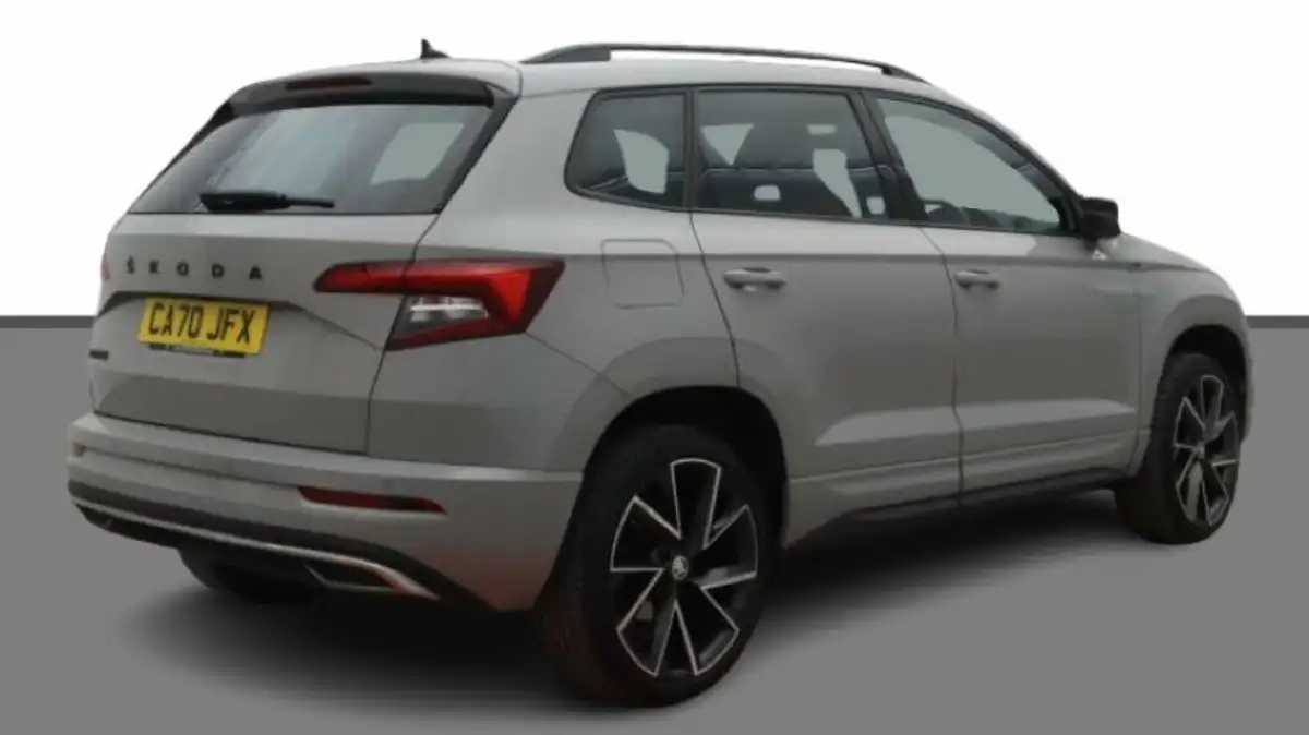 2021-skoda-karoq-15-tsi-sportline-dsg-big-3