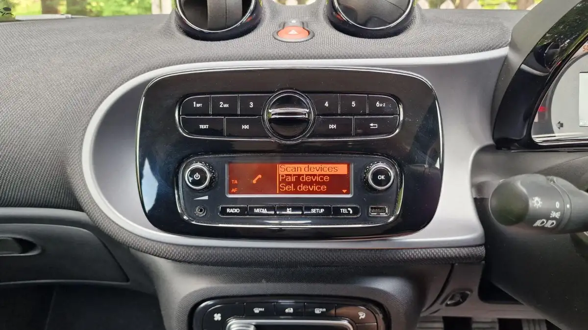 2018-smart-forfour-10-passion-71bhp-big-22