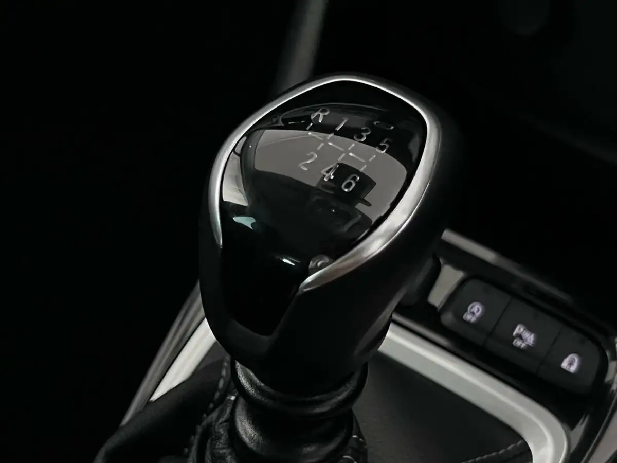 2019-vauxhall-crossland-x-12-sport-nav-premium-110ps-big-29