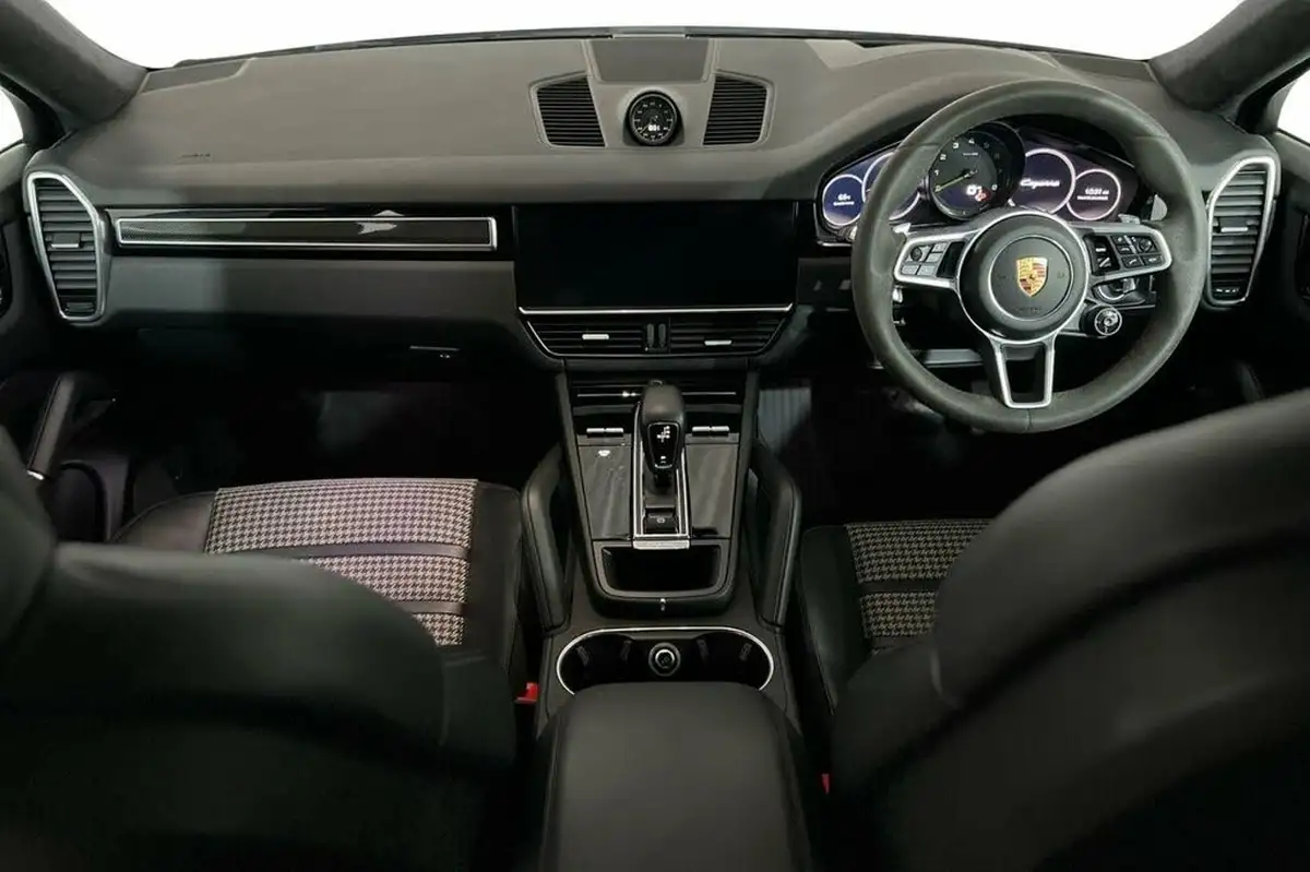 2020-porsche-cayenne-30-v6-e-hybrid-462ps-coupe-big-7