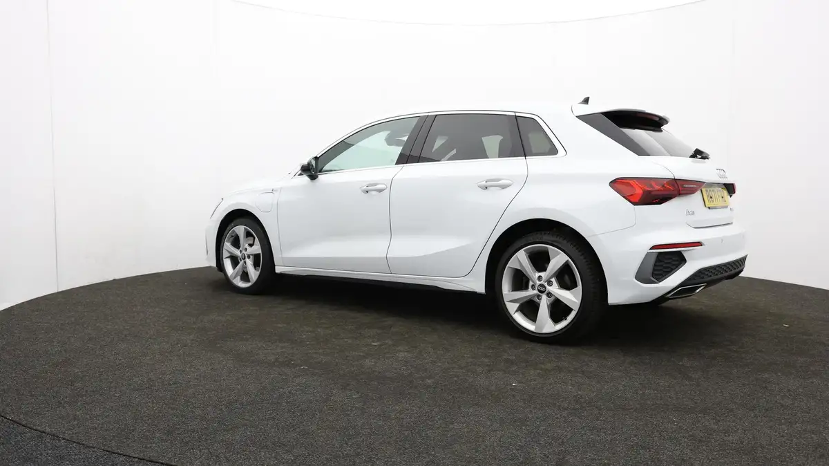 2021-audi-a3-14-40-tfsi-e-s-line-big-66