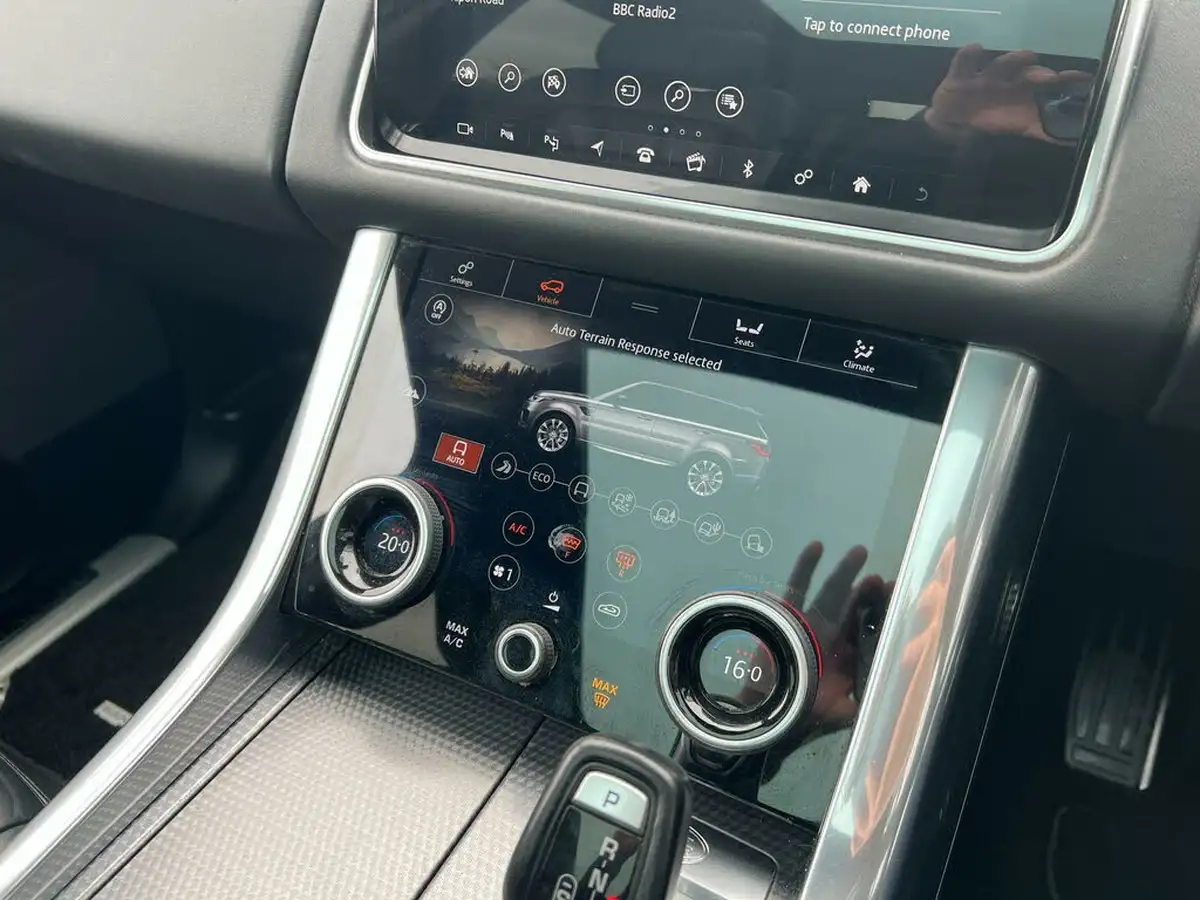 2019-land-rover-range-rover-sport-30-sdv6-hse-dynamic-big-32