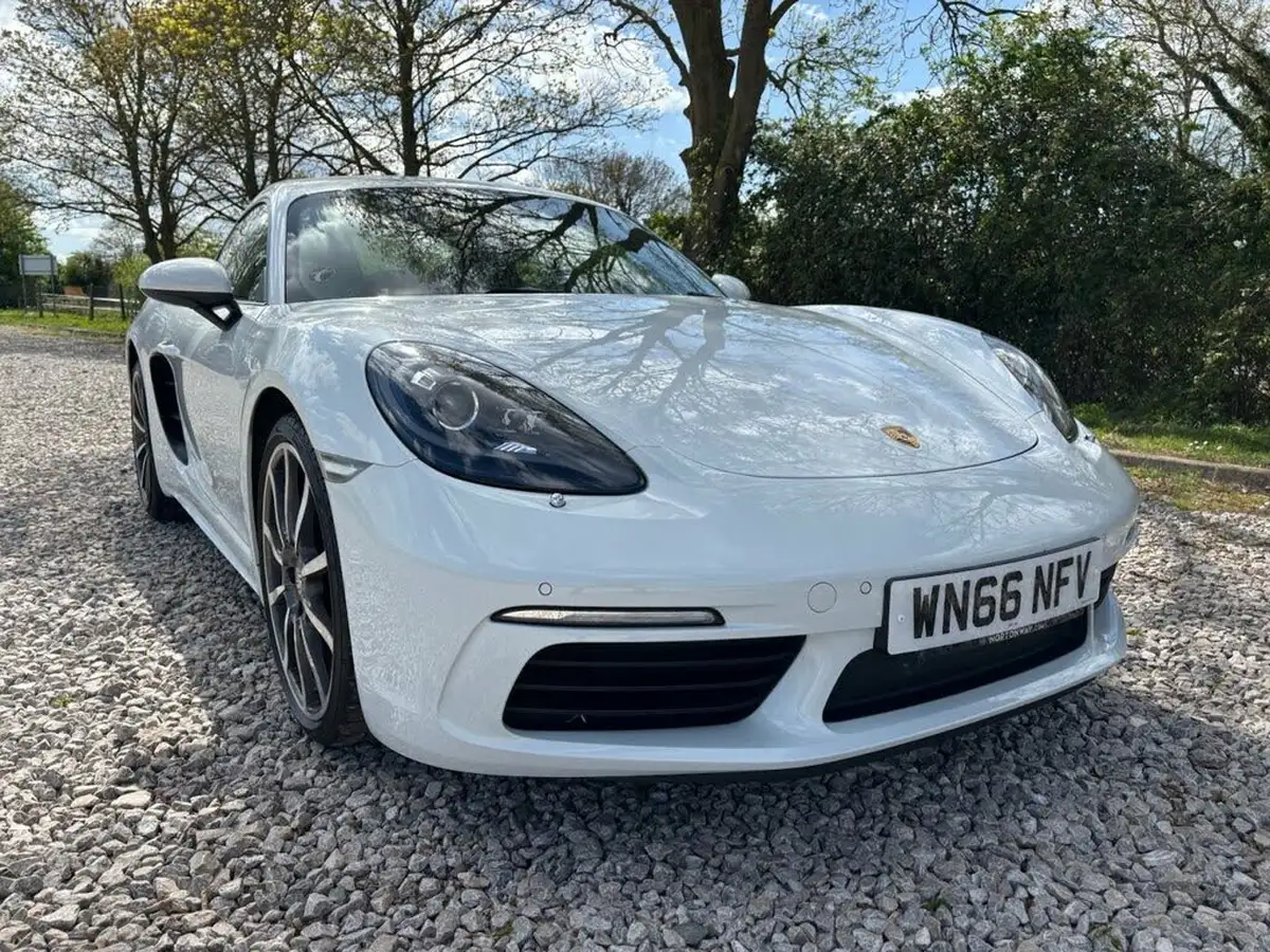 2016-porsche-cayman-718-20-big-1