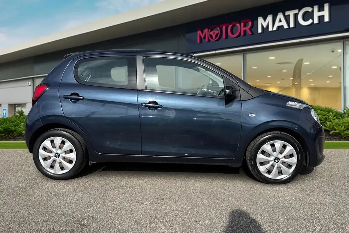 2017-citroen-c1-10-vti-airscape-feel-big-2