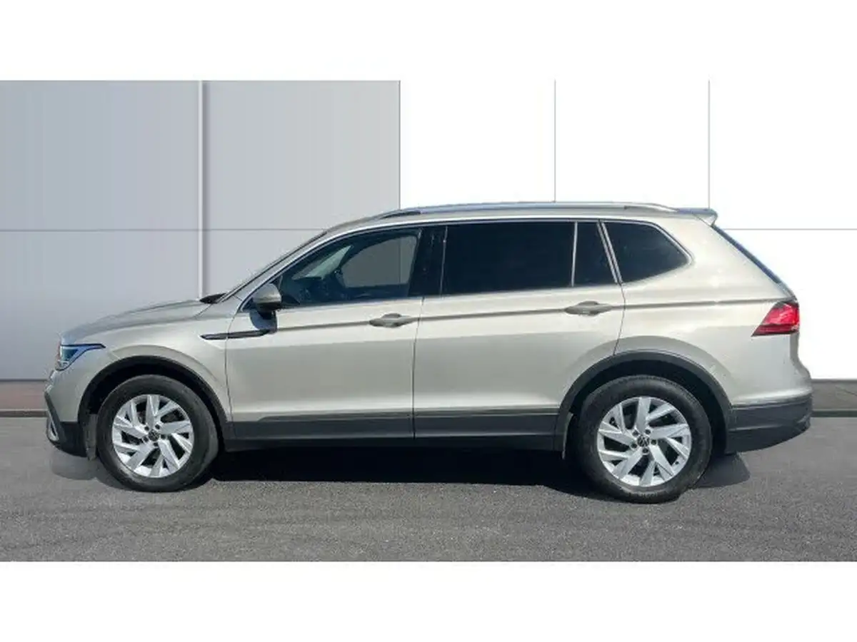 2023-volkswagen-tiguan-allspace-15-tsi-life-big-4