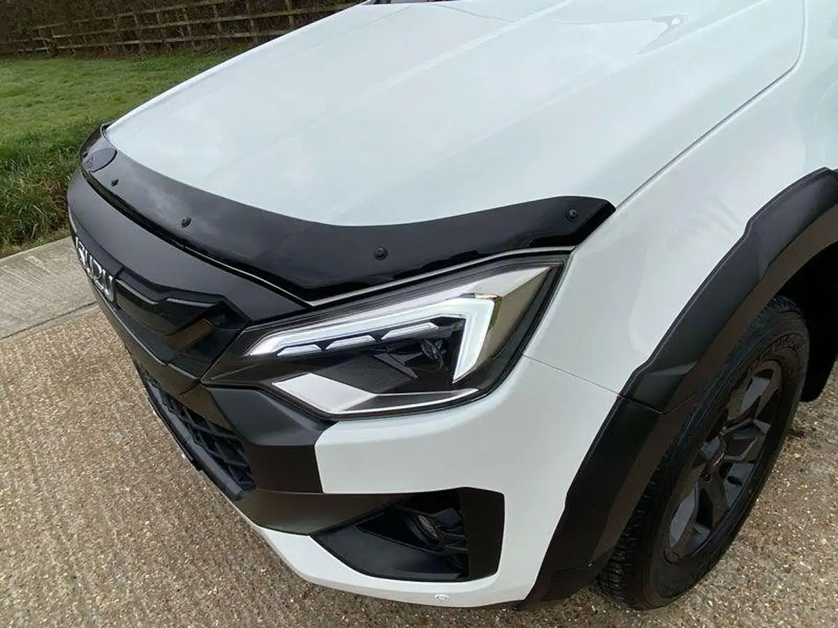 2024-isuzu-d-max-19td-v-cross-auto-big-14