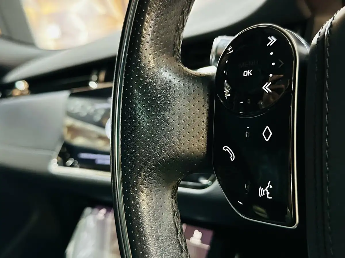 2019-land-rover-range-rover-evoque-20-d180-r-dynamic-hse-big-42