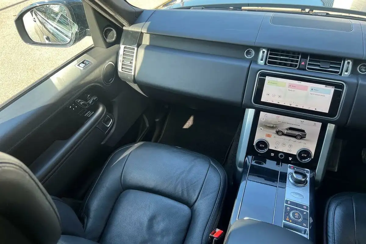 2019-land-rover-range-rover-20-p400e-vogue-se-big-21