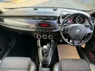 2010-alfa-romeo-giulietta-14-veloce-multiair-170bhp-small-19