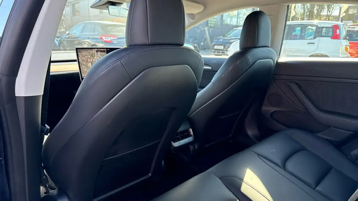2021-tesla-model-3-e-long-range-4x4-big-13