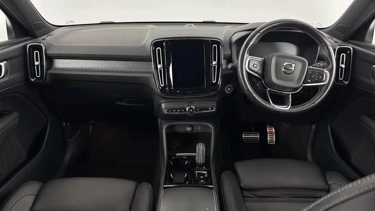 2021-volvo-xc40-15-t5-r-design-262bhp-big-10