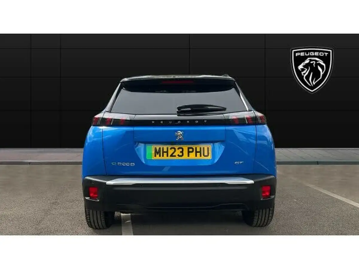 2023-peugeot-2008-suv-e-gt-136bhp-50kwh-station-wagon-big-5