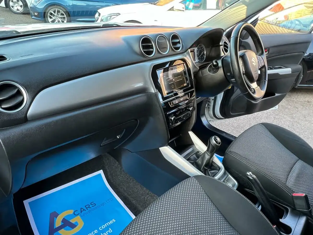 2016-suzuki-vitara-16-sz-t-big-40