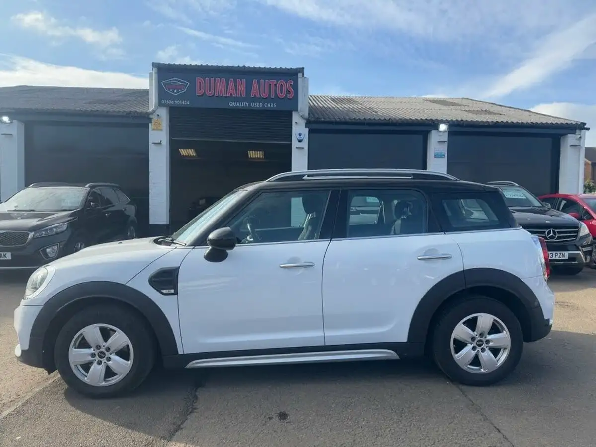 2017-mini-countryman-20td-cooper-d-ss-auto-big-4