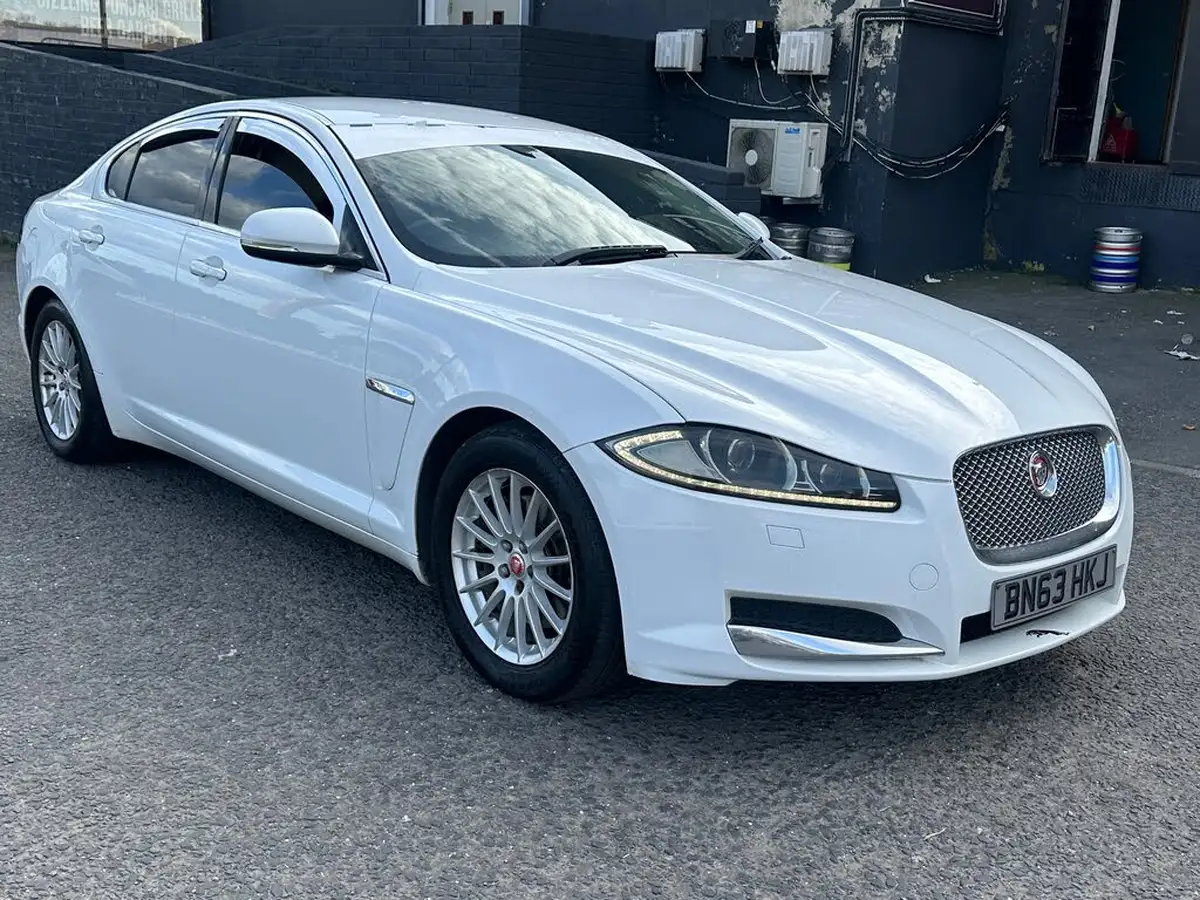 2013-jaguar-xf-22td-se-business-ss-saloon-4d-auto-big-2