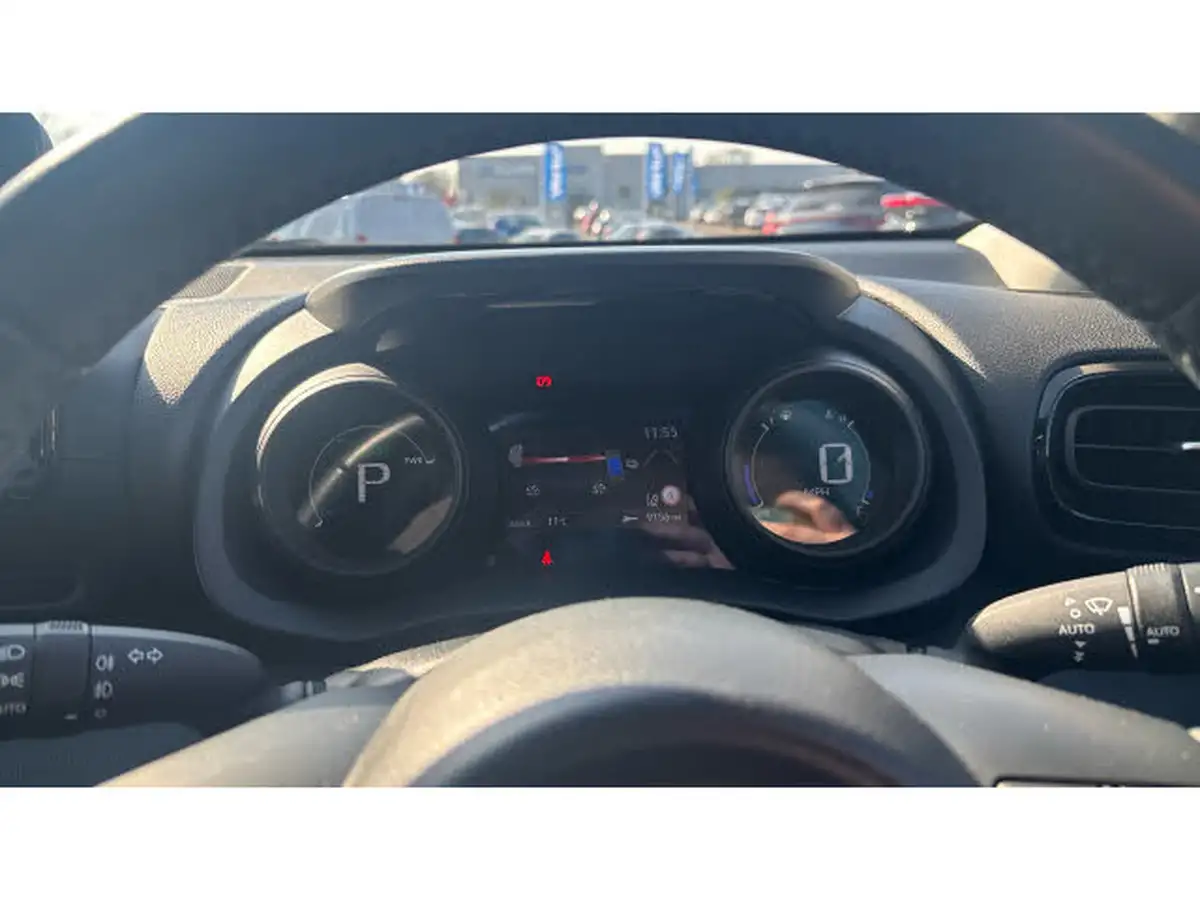 2021-toyota-yaris-15-vvt-i-design-big-8