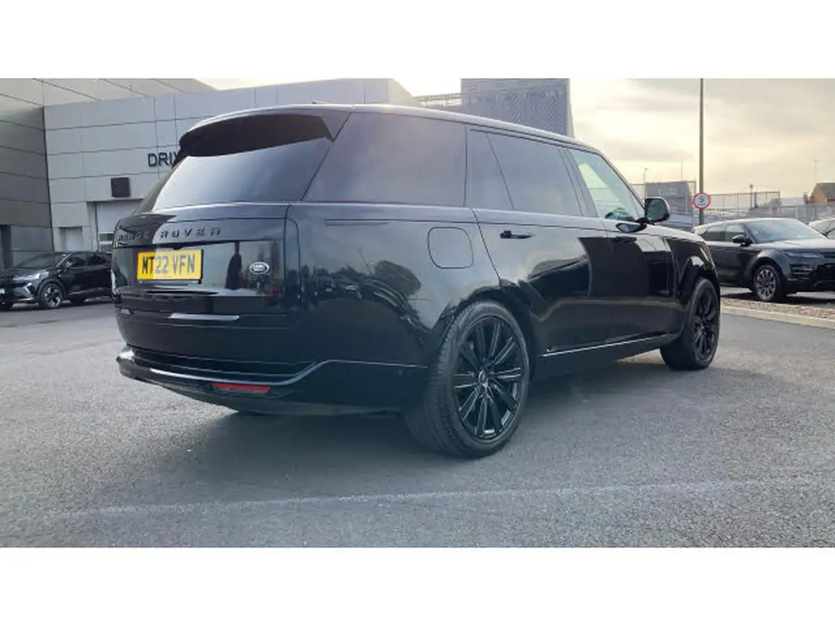 2022-land-rover-range-rover-30-d350-autobiography-big-36